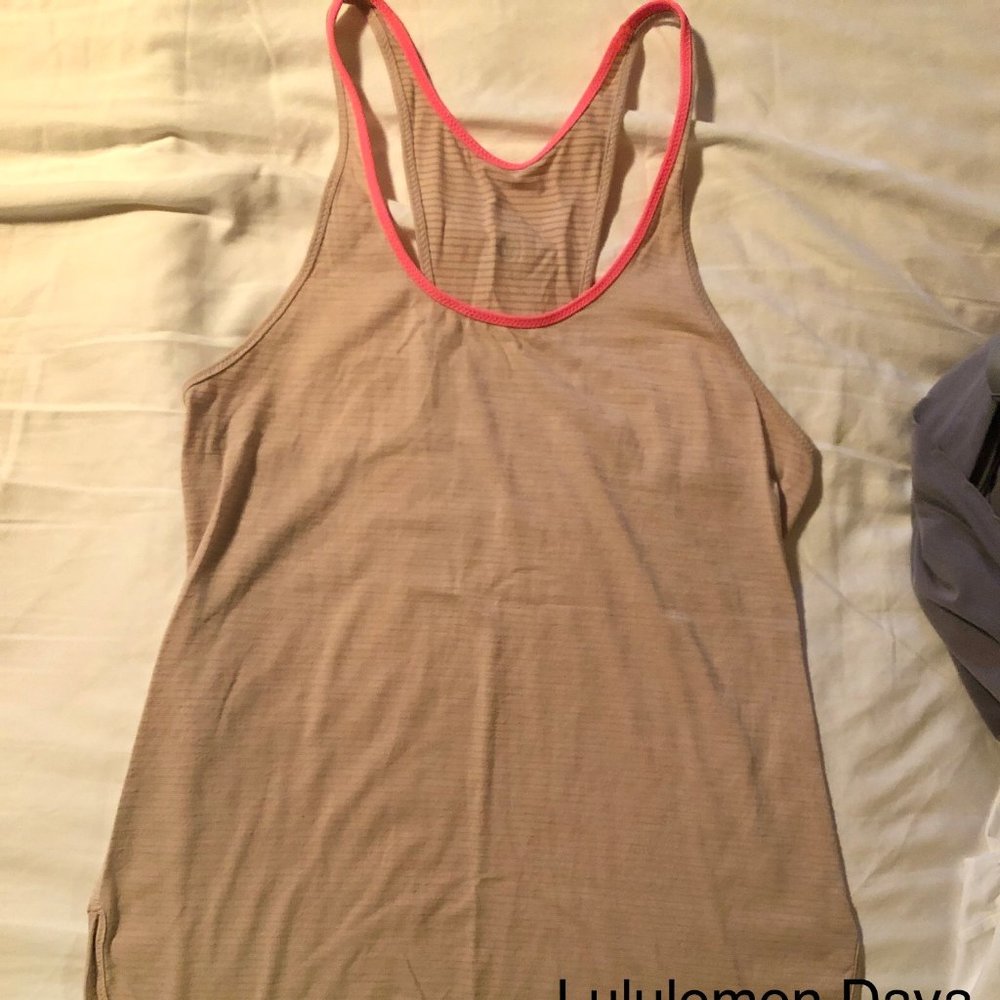 Lululemon tank